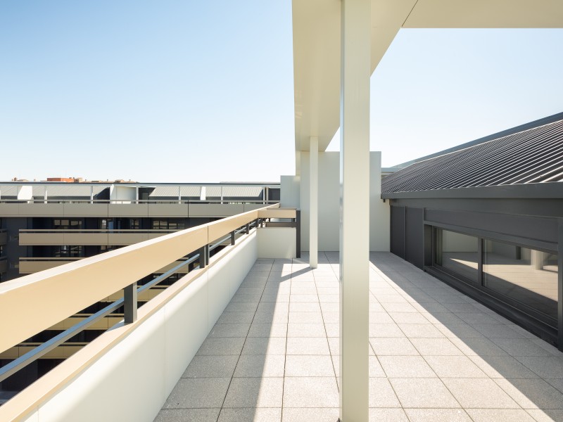 Terraza de un ático de Residencial Camellia Garden